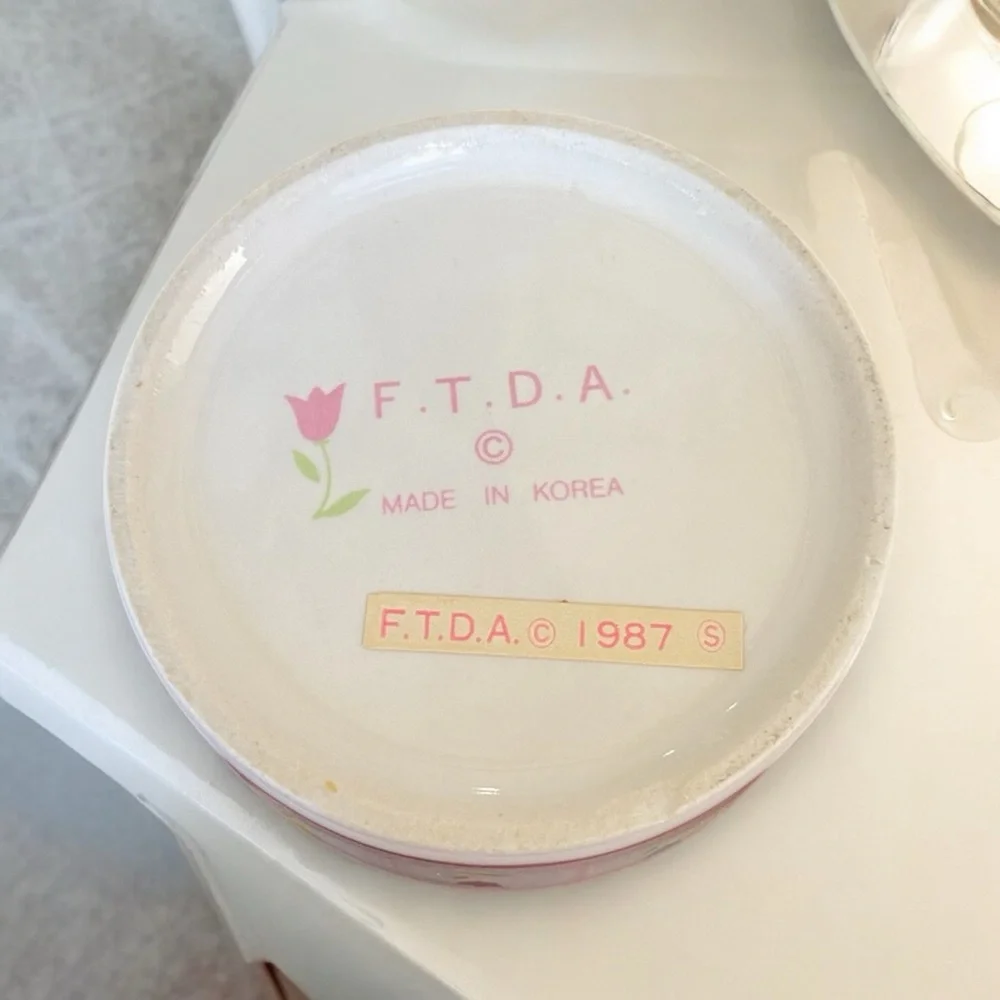 Vintage 1987 FTDA Pastel Tulip Ceramic Candle Holder Trinket Box With Lid